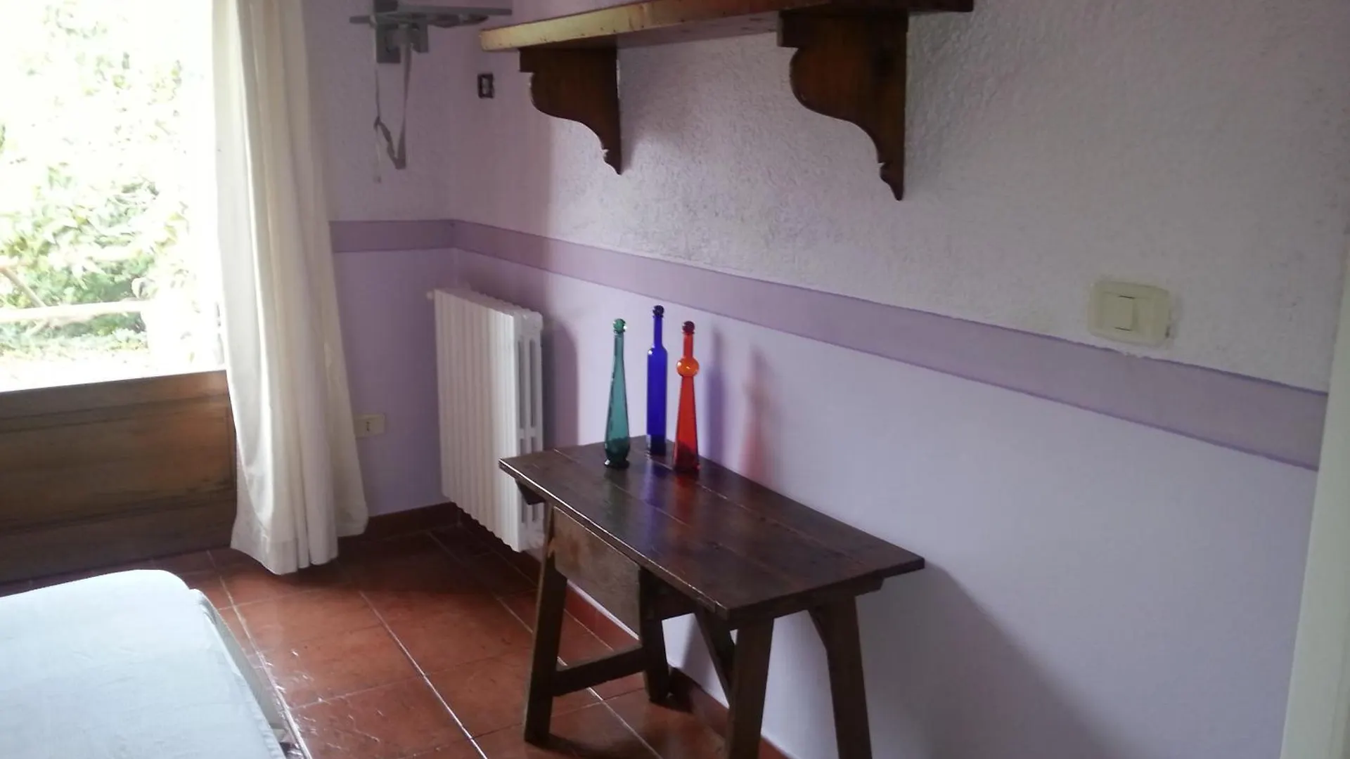 Apartment Il Mandorlino Pitigliano Appartamento In Tipico Casale Maremmano Con Portico E Giardino