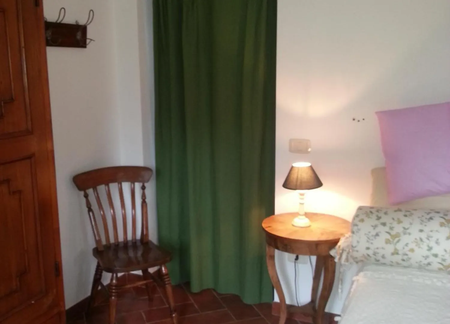 Il Mandorlino Pitigliano Appartamento In Tipico Casale Maremmano Con Portico E Giardino Italy