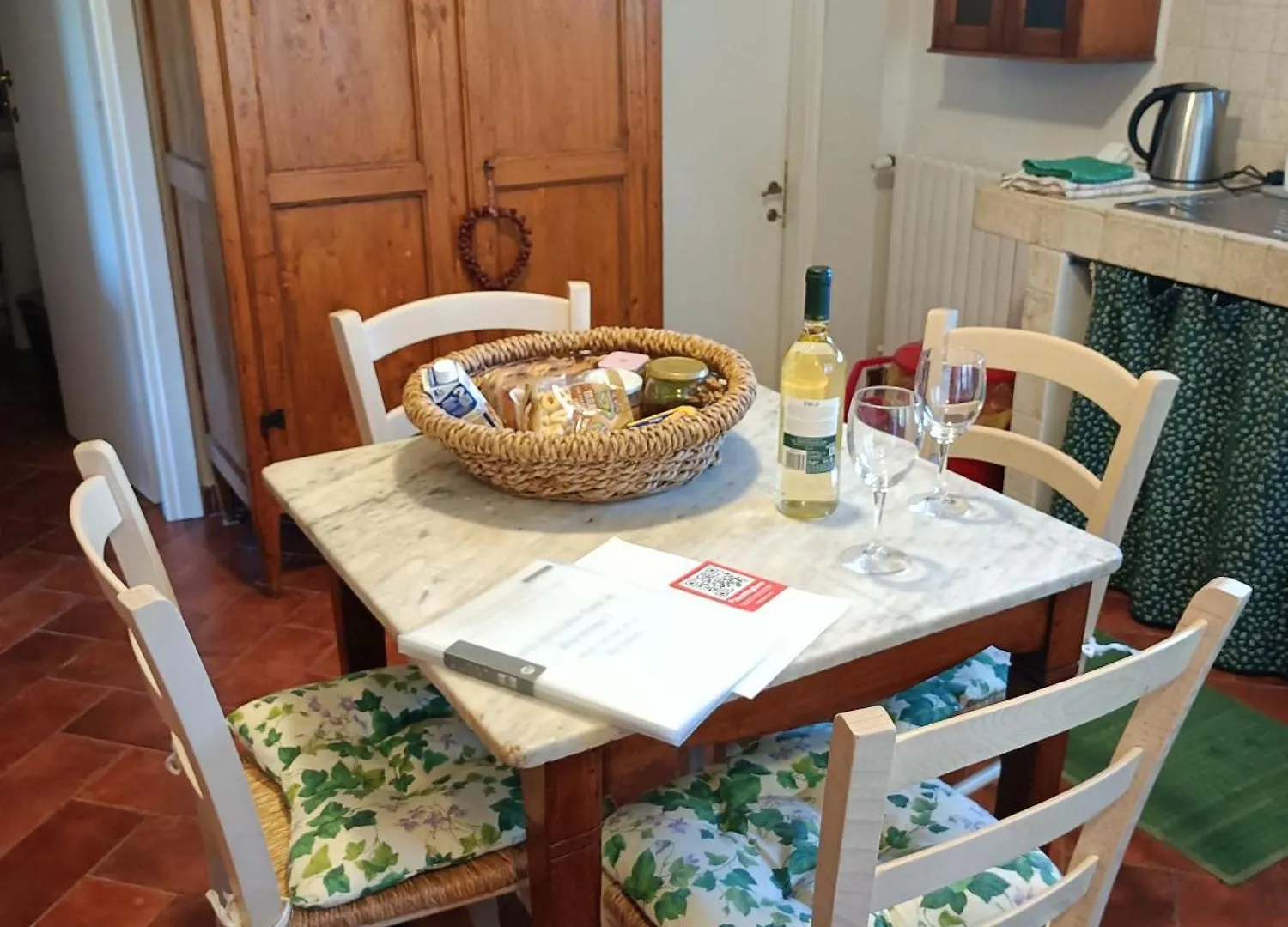 Il Mandorlino Pitigliano Appartamento In Tipico Casale Maremmano Con Portico E Giardino 0*,